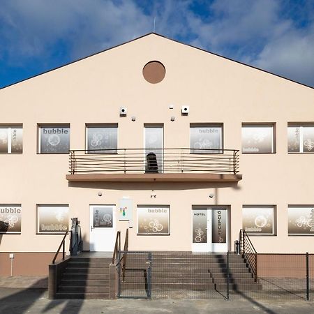 Bubble Hotel Es Rendezvenykoezpont Zalaegerszeg Zewnętrze zdjęcie