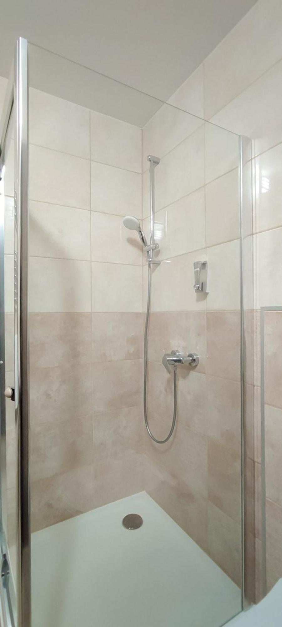 Bubble Hotel Es Rendezvenykoezpont Zalaegerszeg Zewnętrze zdjęcie
