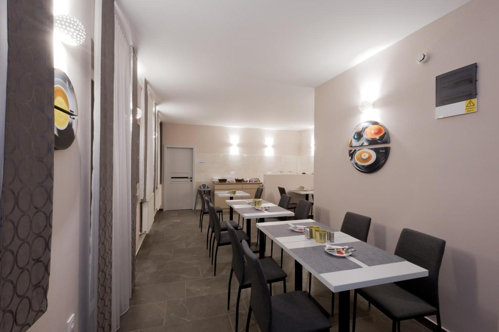 Bubble Hotel Es Rendezvenykoezpont Zalaegerszeg Zewnętrze zdjęcie