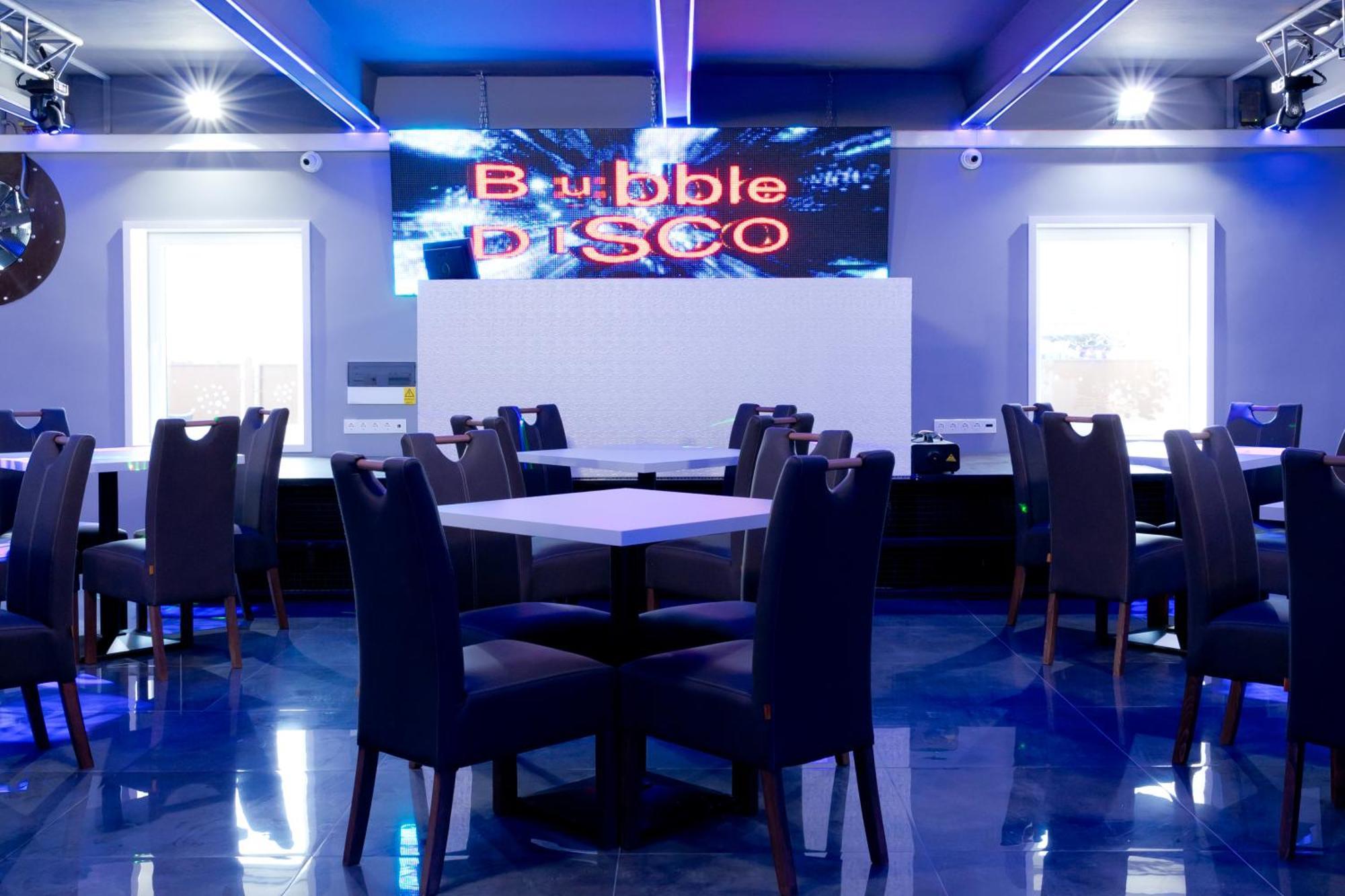 Bubble Hotel Es Rendezvenykoezpont Zalaegerszeg Zewnętrze zdjęcie